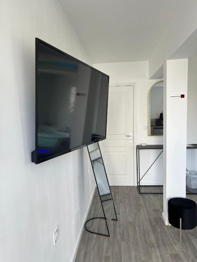 Ng Suitehome - Queven - Balneo - Netflix - Wifi Εξωτερικό φωτογραφία